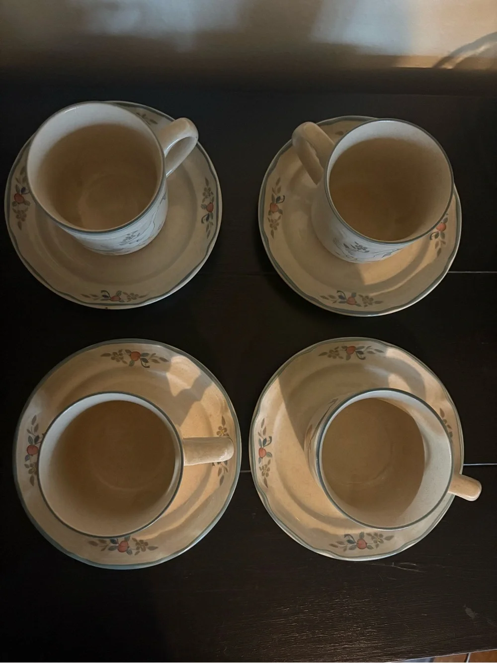 Grandma Chic Vintage Marmalade Goose Tea or Coffee Set – 4 Mugs & Saucers